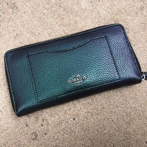 VERY RARE COACH IRIDESCENT WALLET